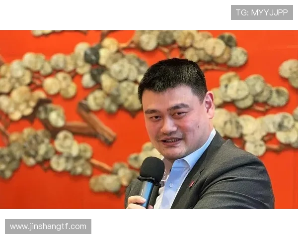 姚明保镖展现超强实力引发热议成为网络新宠